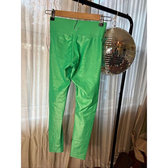 NWT Carbon38 Green Takara Shine Leggings - Picture 5 of 6